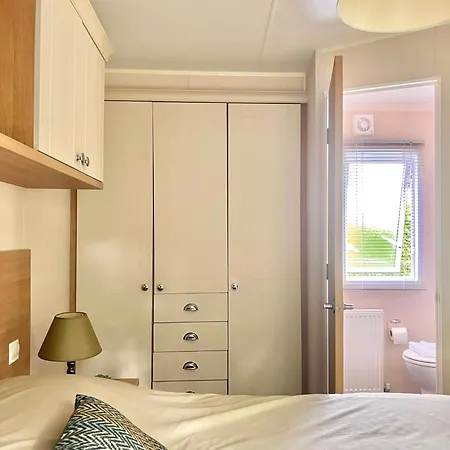 C0Sed Chalet Putten